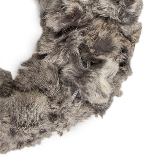Adrienne Landau 100% Rabbit Fur Snood 🤍